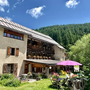 3* Couette-café Le Viso