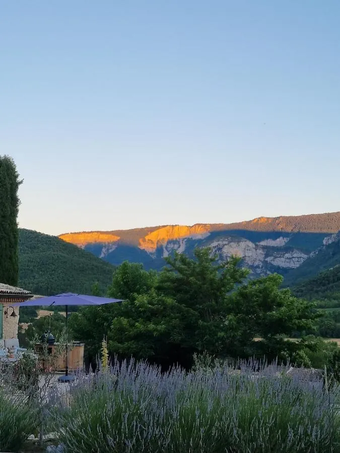 Mas Tulipe De Soie Bed & Breakfast Bevons France
