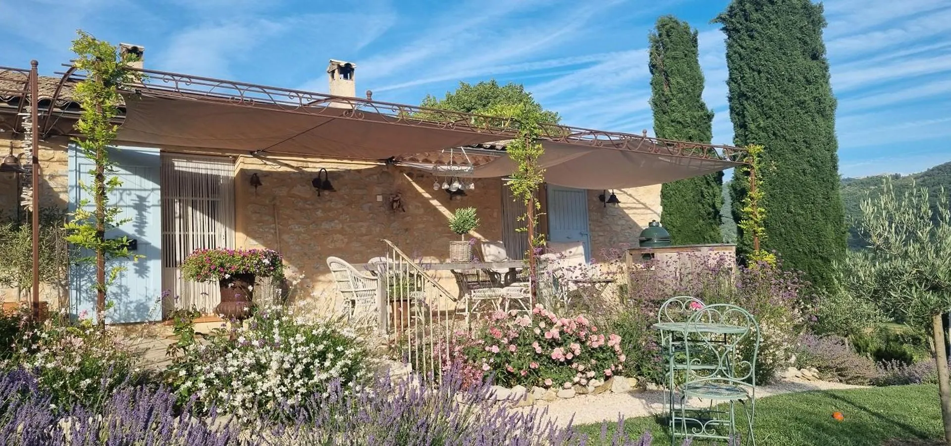 Bed and Breakfast Mas Tulipe de Soie à Bevons 0*,  France